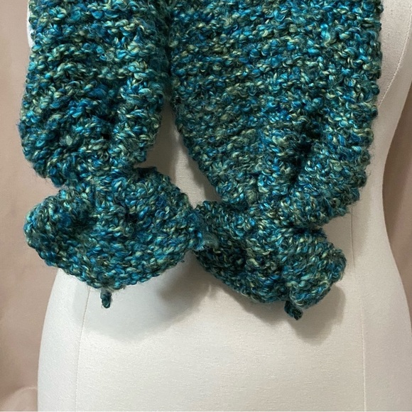 Knit Fuzzy Scarf - Picture 4 of 5